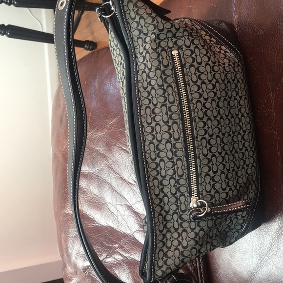 Coach purse - Picture 1 of 8